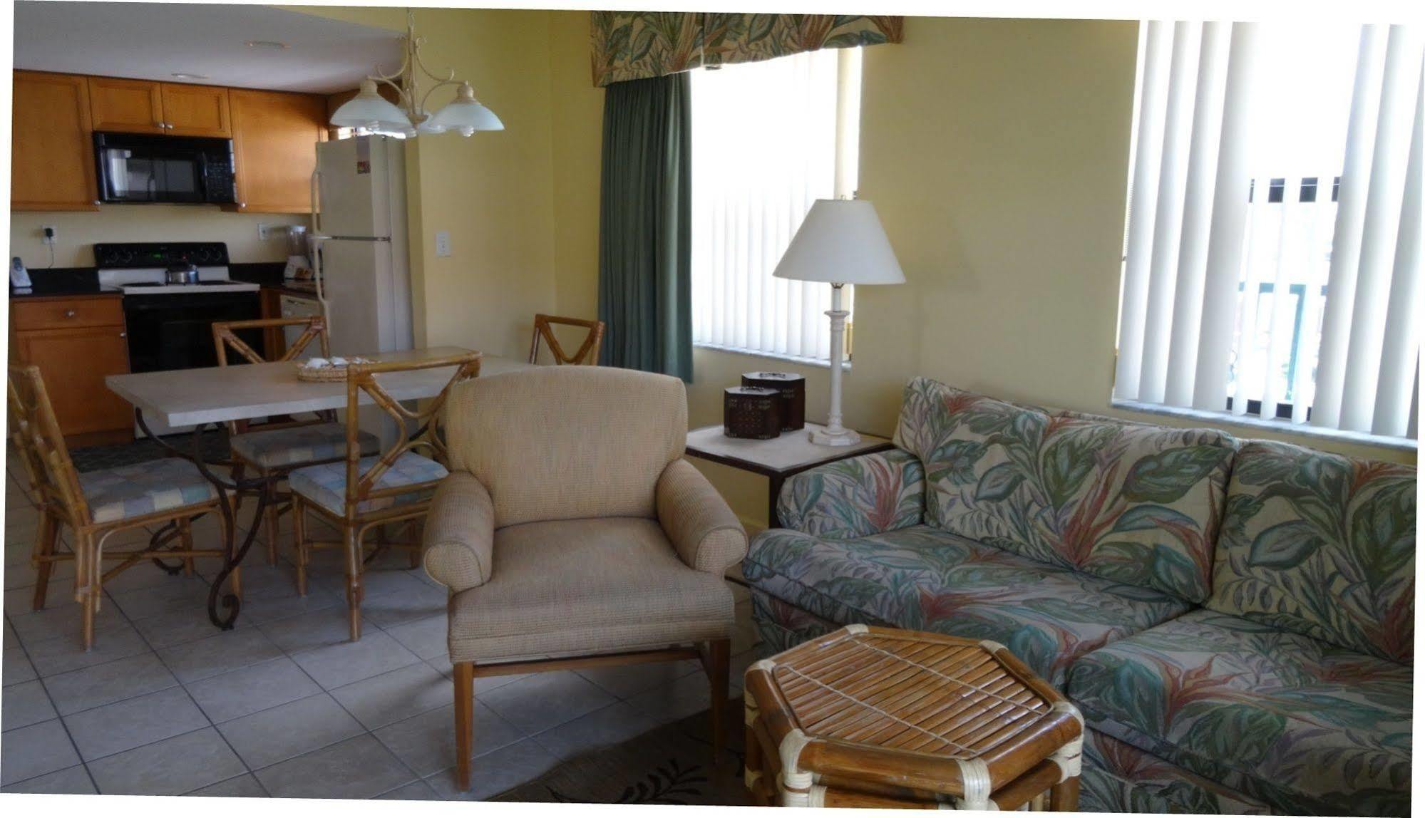 Aparthotel Vistas On The Gulf #502 St. Pete Beach Esterno foto