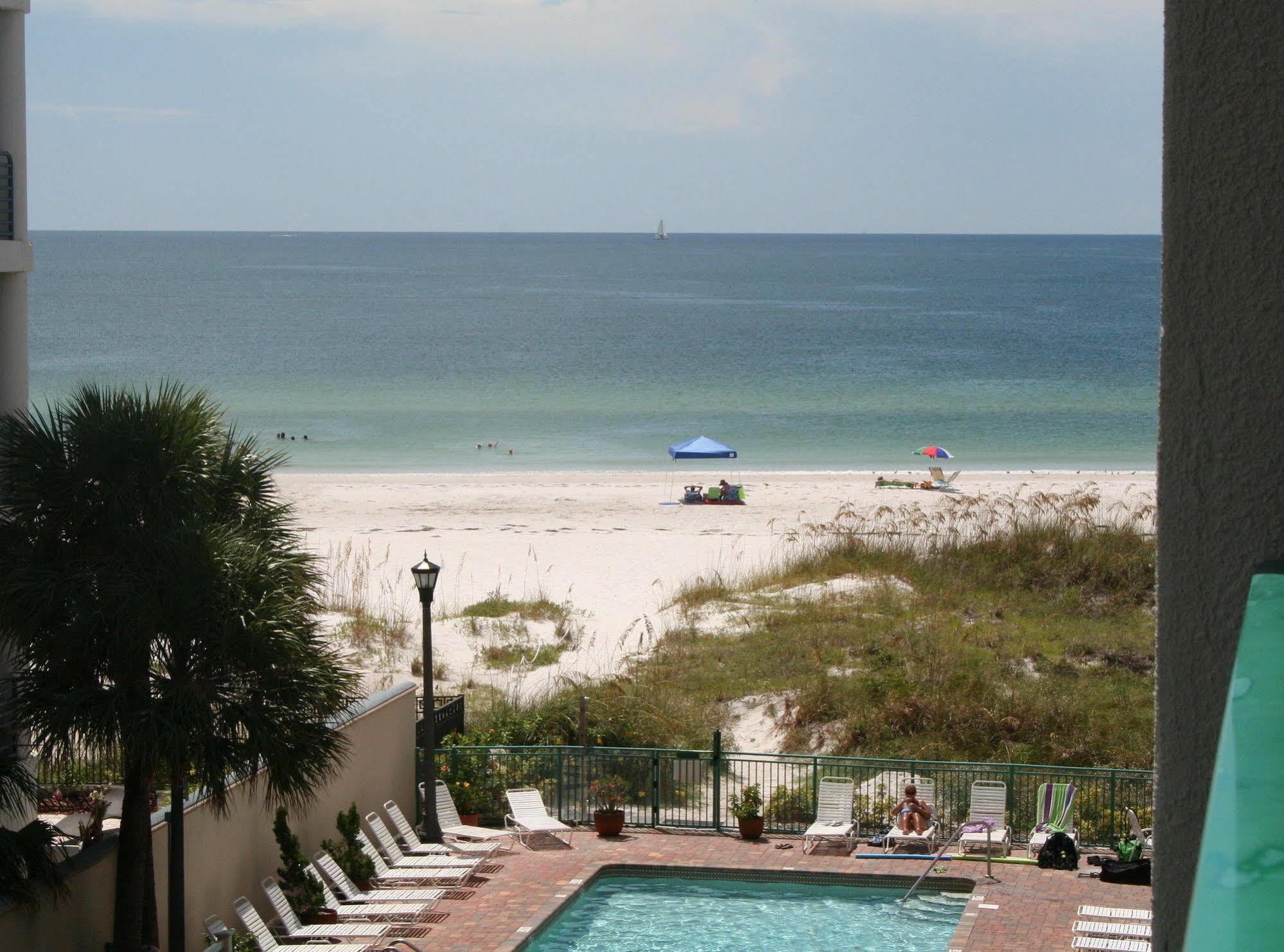 Aparthotel Vistas On The Gulf #502 St. Pete Beach Esterno foto